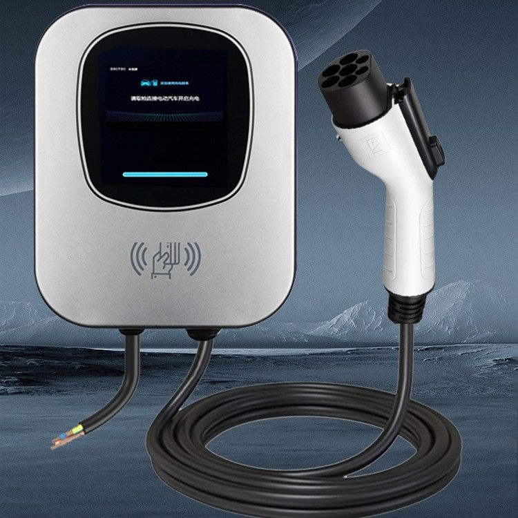 Tesla 7 Kilowatts Swiping Card 220v Type 1 EV Charger With LED Screen